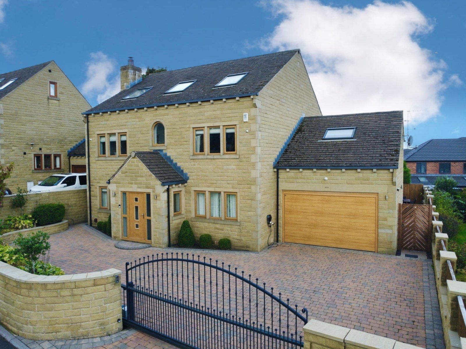 Property Image 0