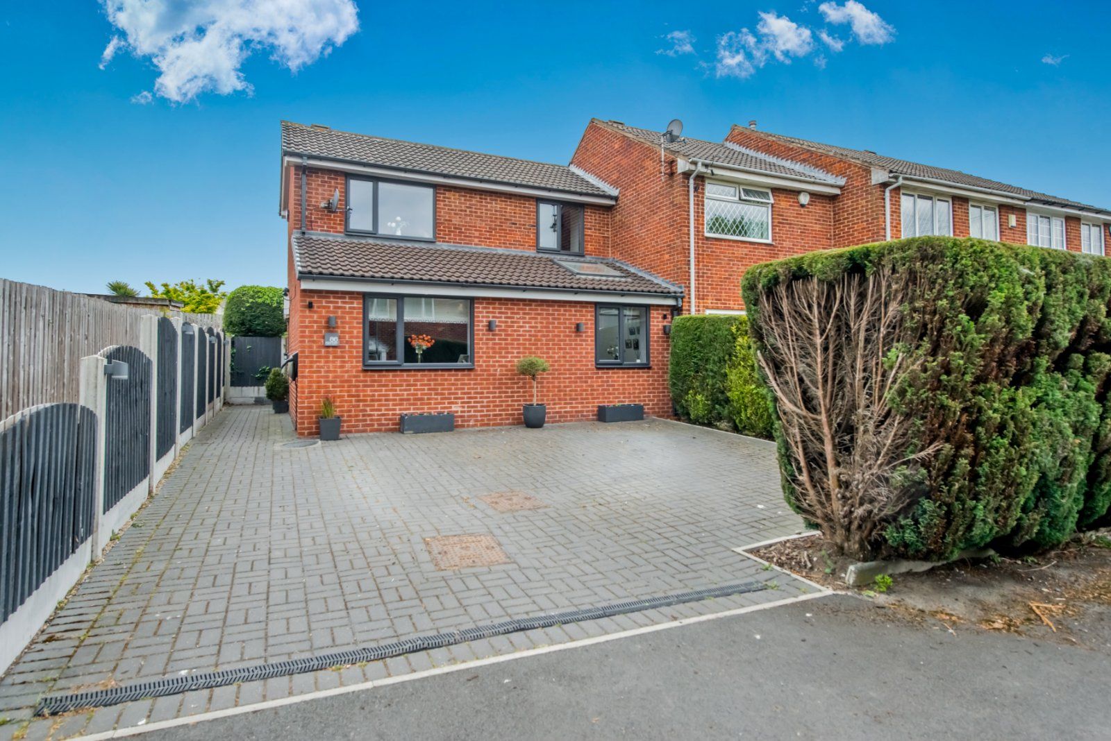 Property Image 0