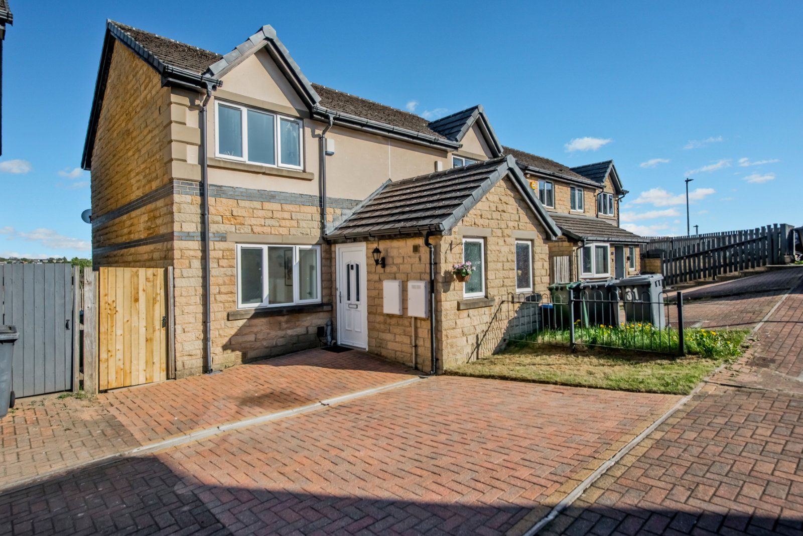Property Image 0
