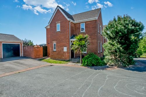 Property Image 0