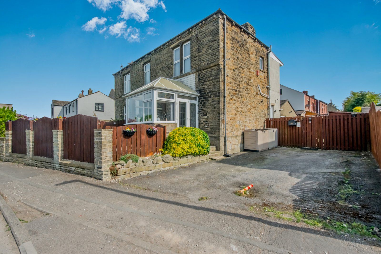 Property Image 0