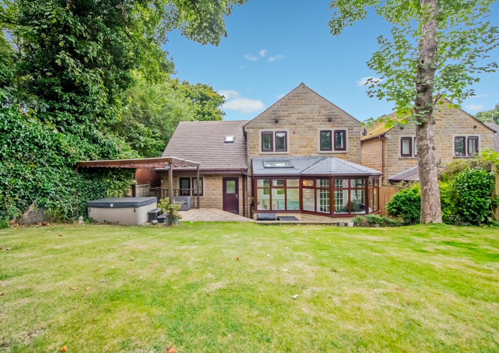 Property Image 0