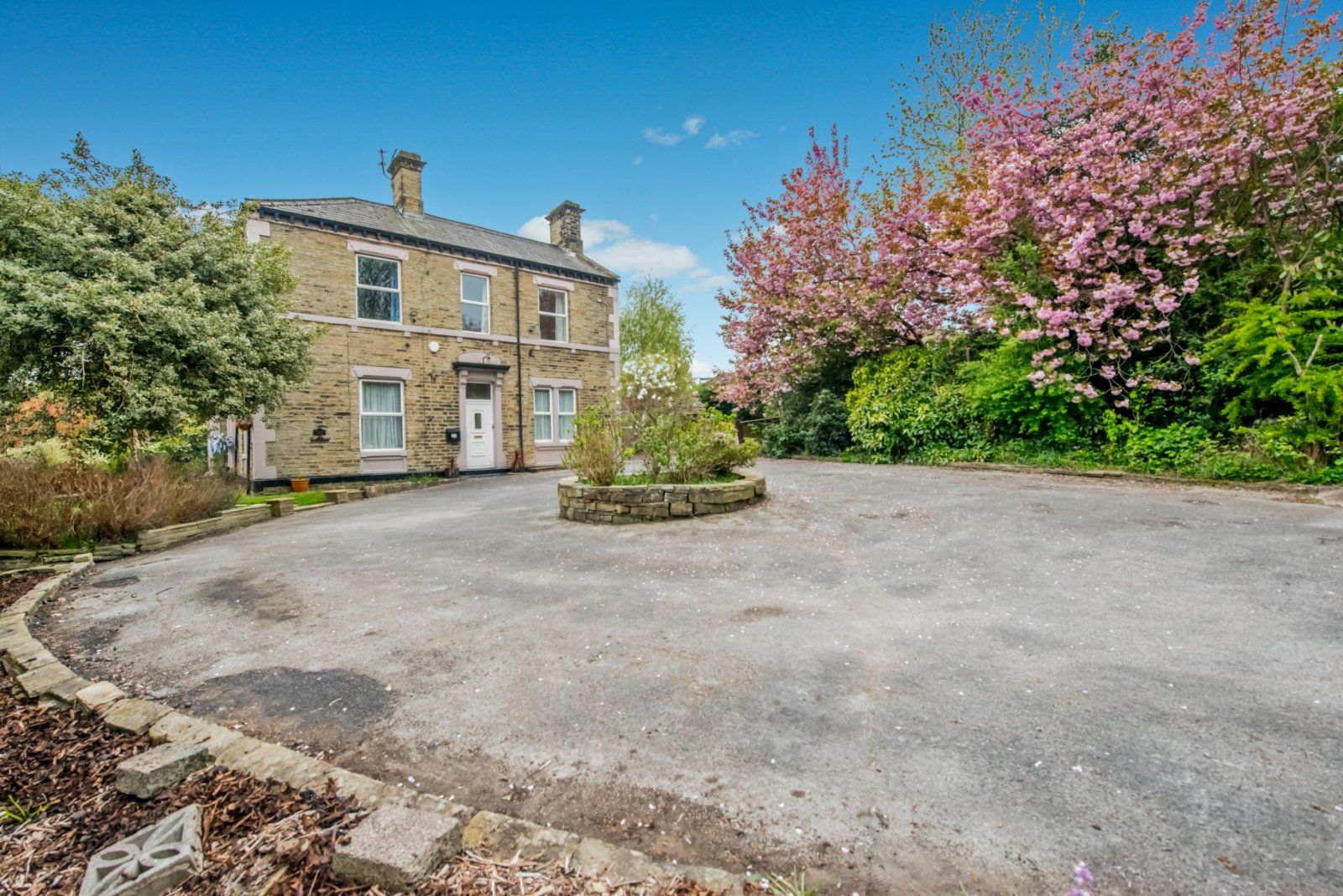 Property Image 0