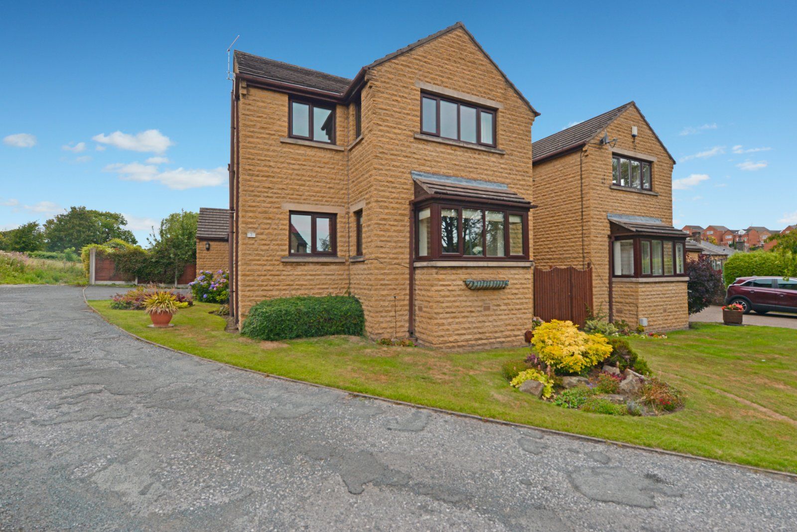 Property Image 0