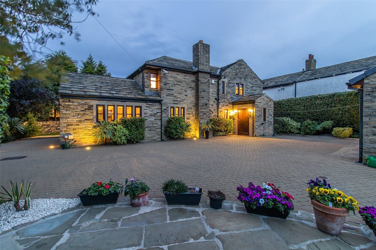 Property Image 0