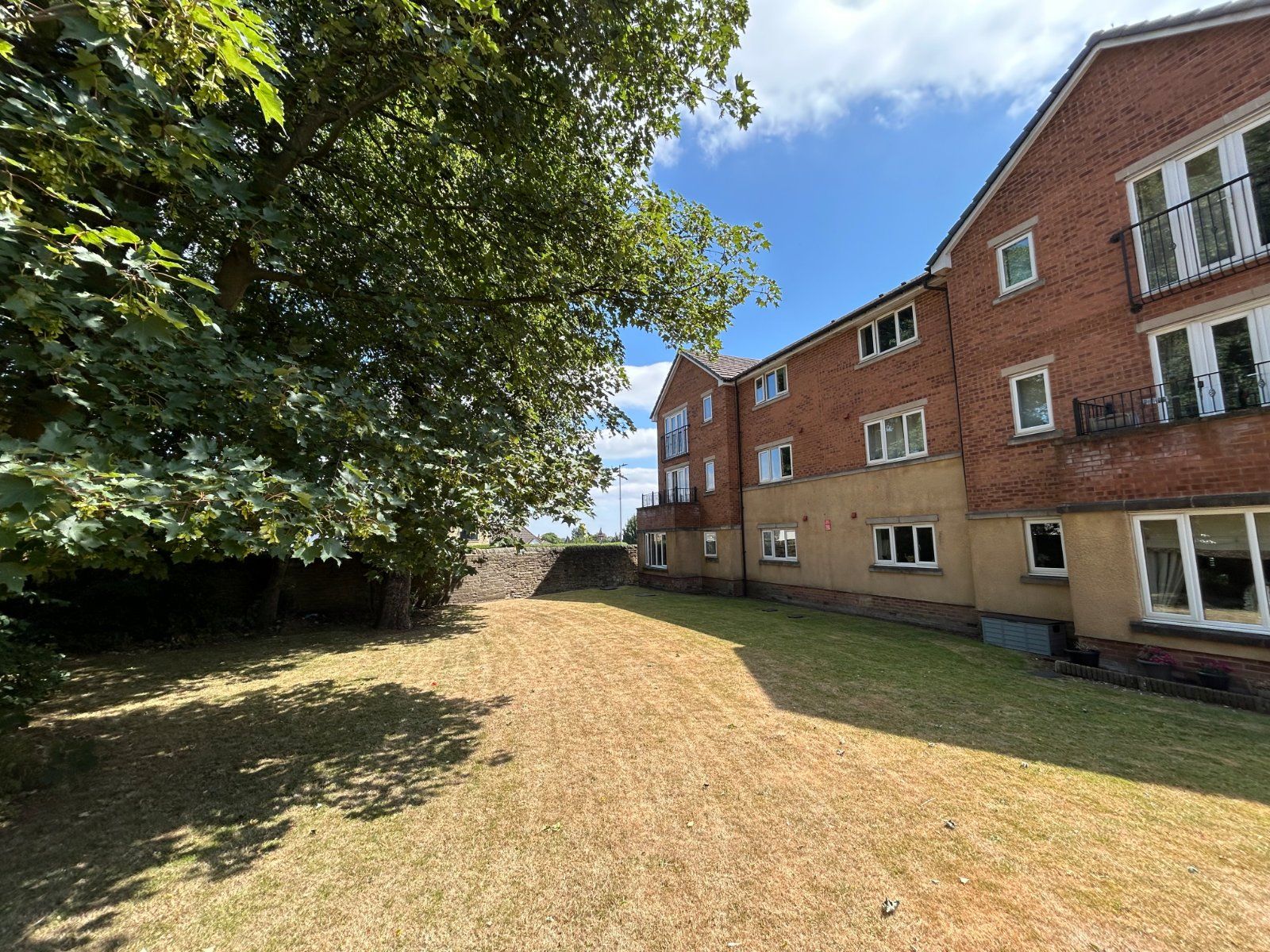 Property Image 0