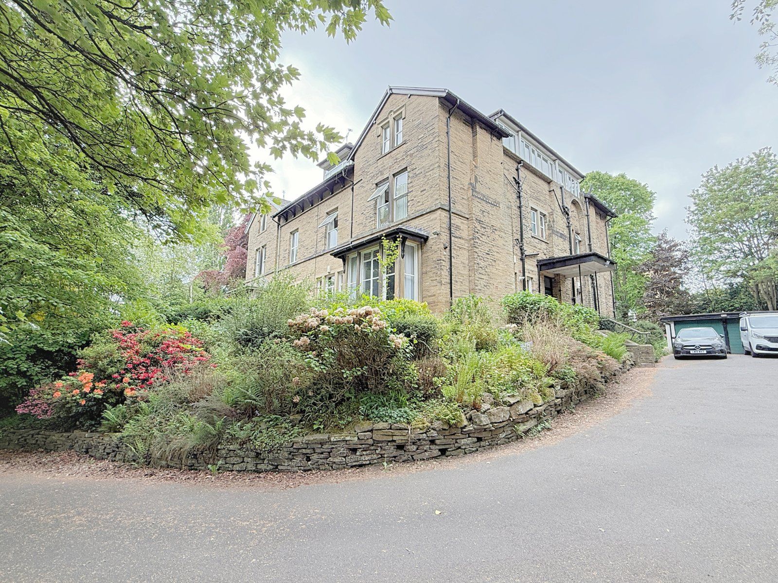 Property Image 0