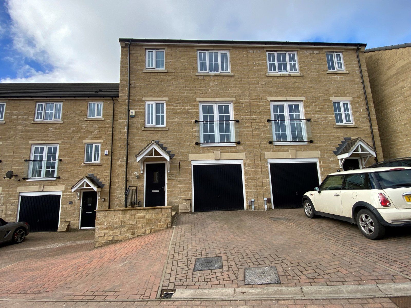 Property Image 0