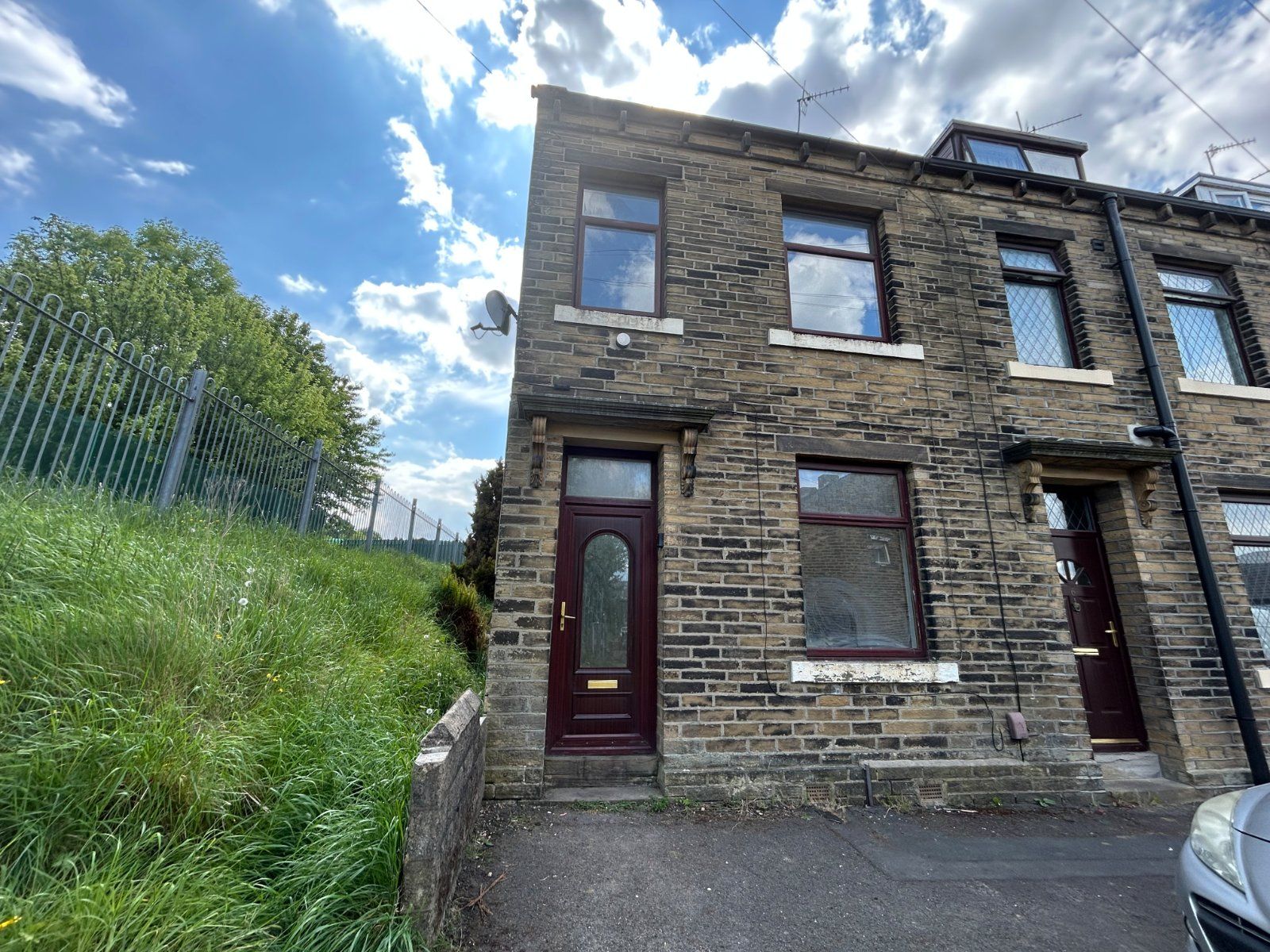 Property Image 0
