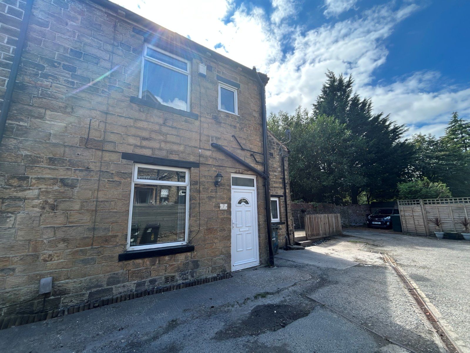 Property Image 0