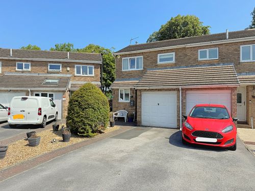 Property Image 0